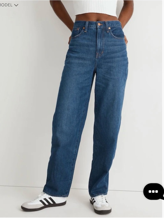 Madewell Mid-Rise Wide Leg Jeans in Dark Blue - Picture 3 of 8